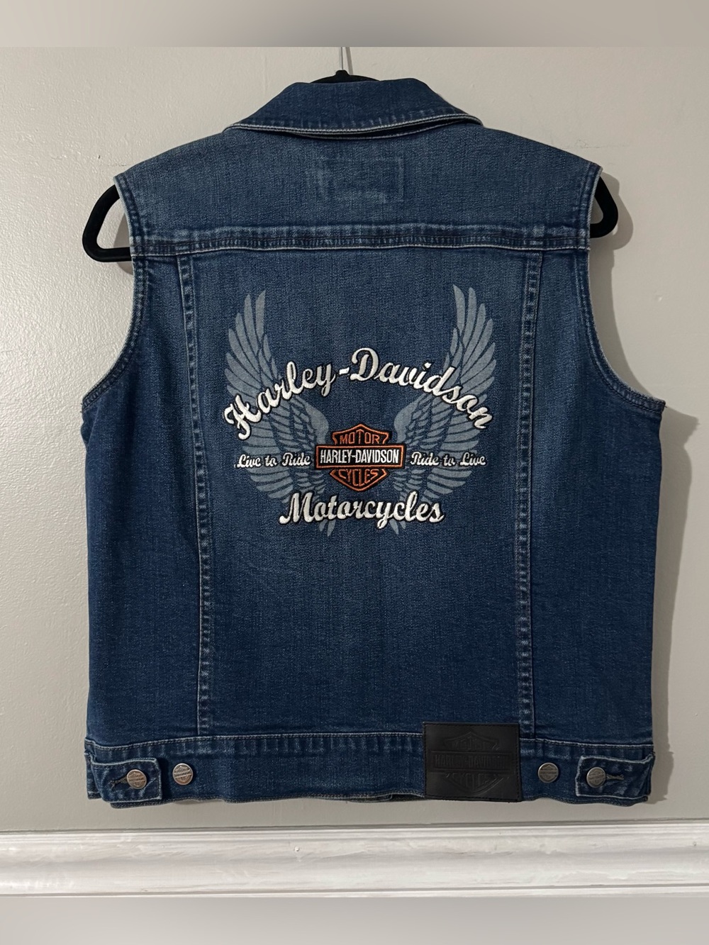 Women's Harley Davidson Live To Ride Embroidered Denim Vest Size L NWT Vintage